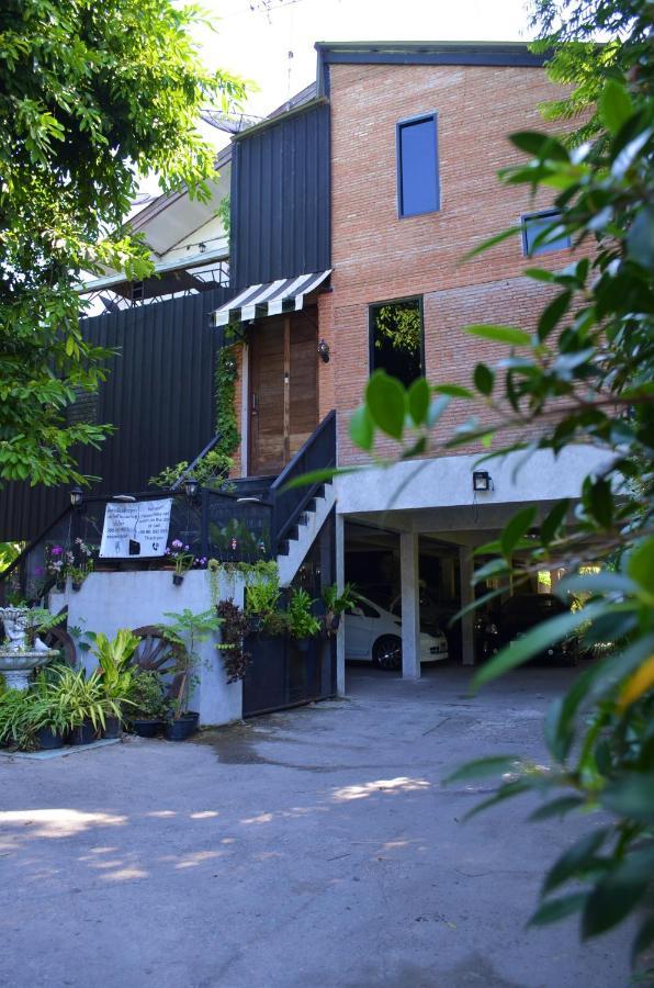 Dawnthaya Ayutthaya House บ้านดอนธยๅ อยุธยา Buitenkant foto