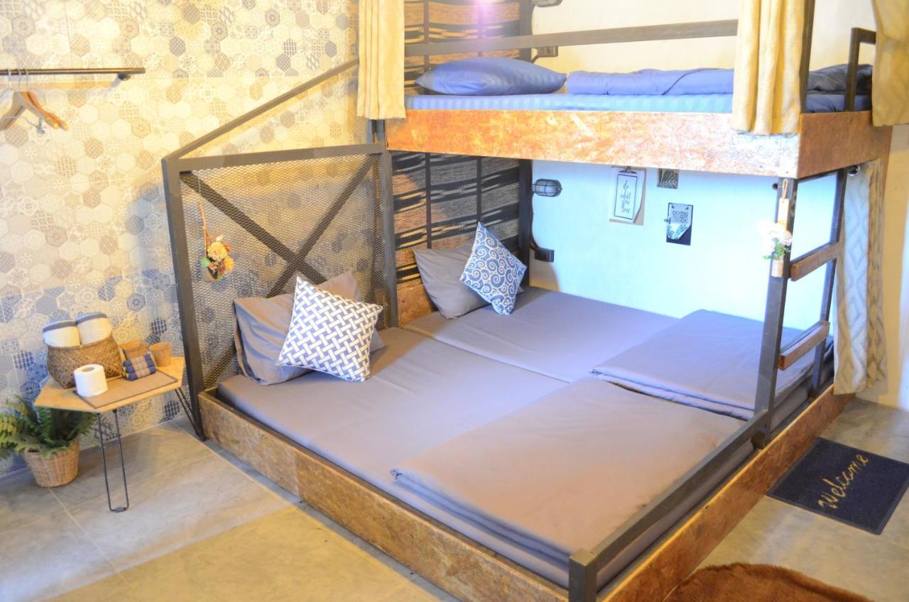 Dawnthaya Ayutthaya House บ้านดอนธยๅ อยุธยา Buitenkant foto