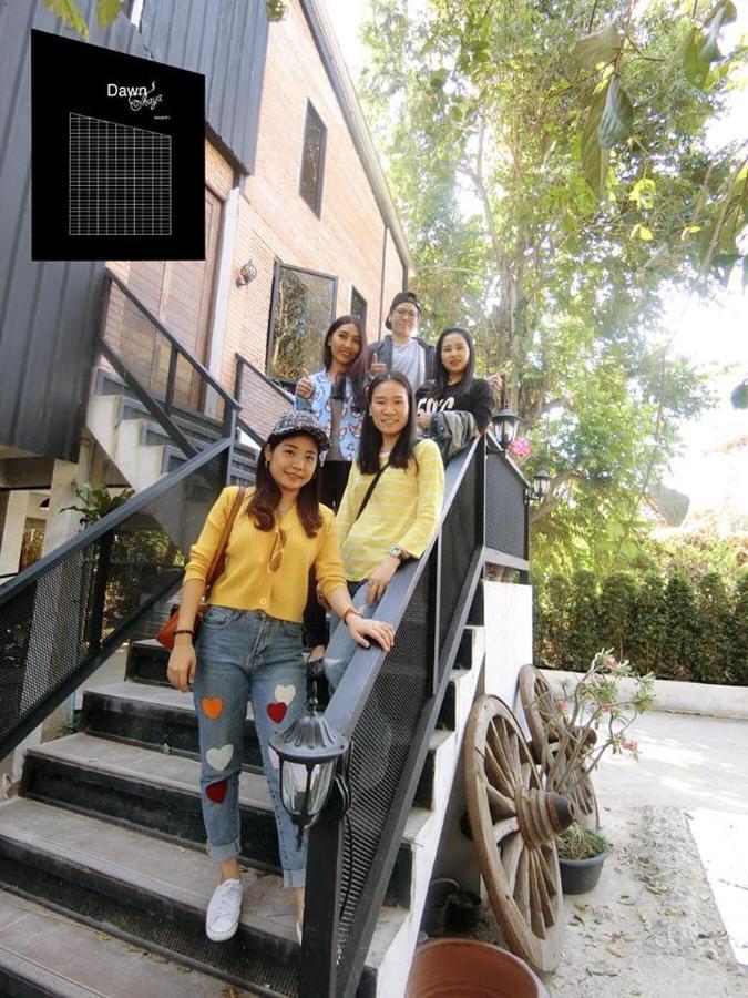 Dawnthaya Ayutthaya House บ้านดอนธยๅ อยุธยา Buitenkant foto
